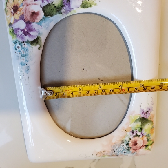 Terragrafics flower picture frame, 7" by 9" - Picture 8 of 8